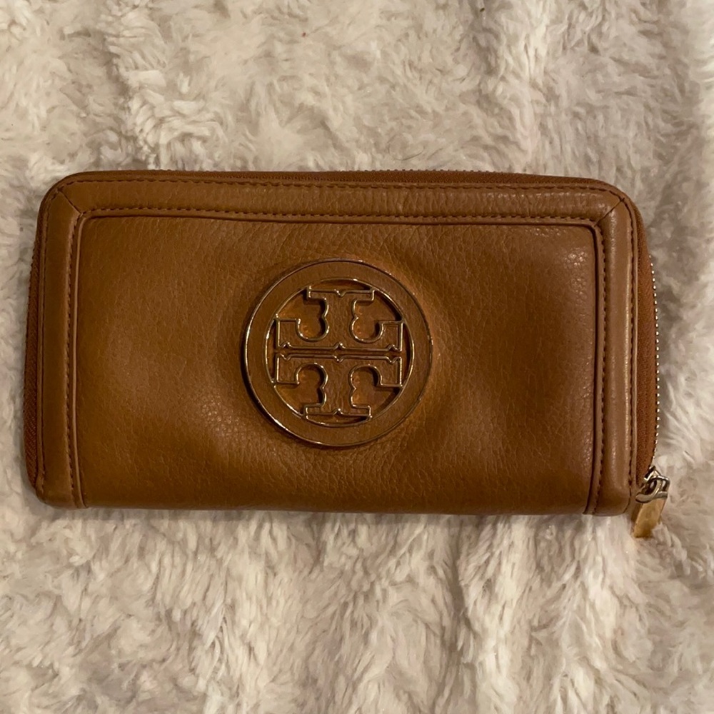 Tory Burch Wallet